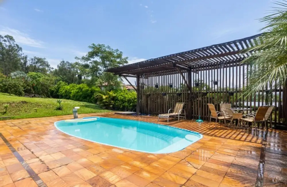 Casa Perto da Serra do Cip com Piscina e Sinuca