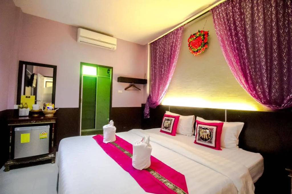 Fai Kham Boutique