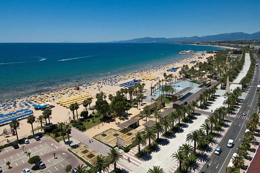 Carlos V Planet Costa Dorada