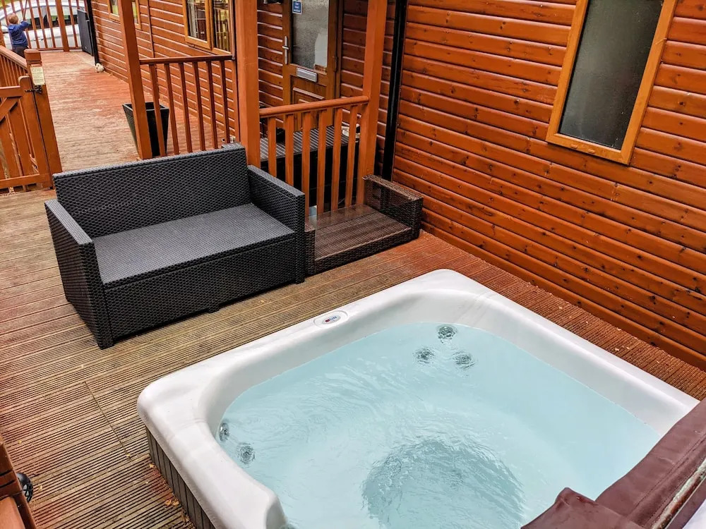Felmoor Park Northumberland Lodge with Hot Tub - 4