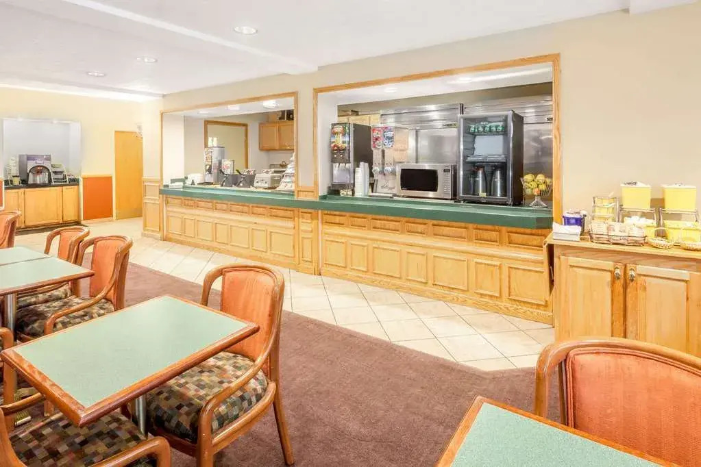 Americas Best Value Inn & Suites Kalamazoo