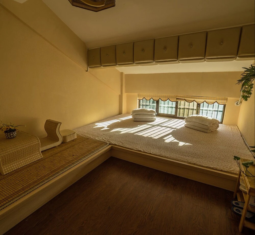 Zerg Backpackers Youth Hostel
