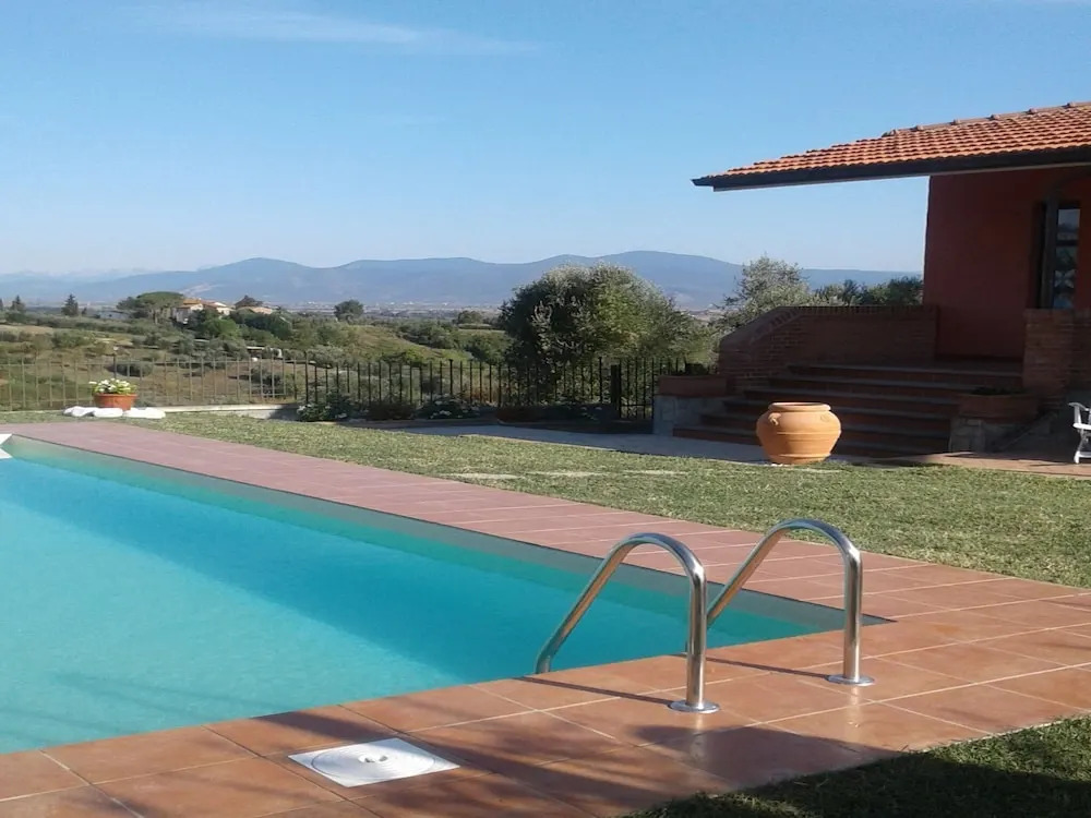 Secluded Holiday Home in Casciana Terme Lari With Pool