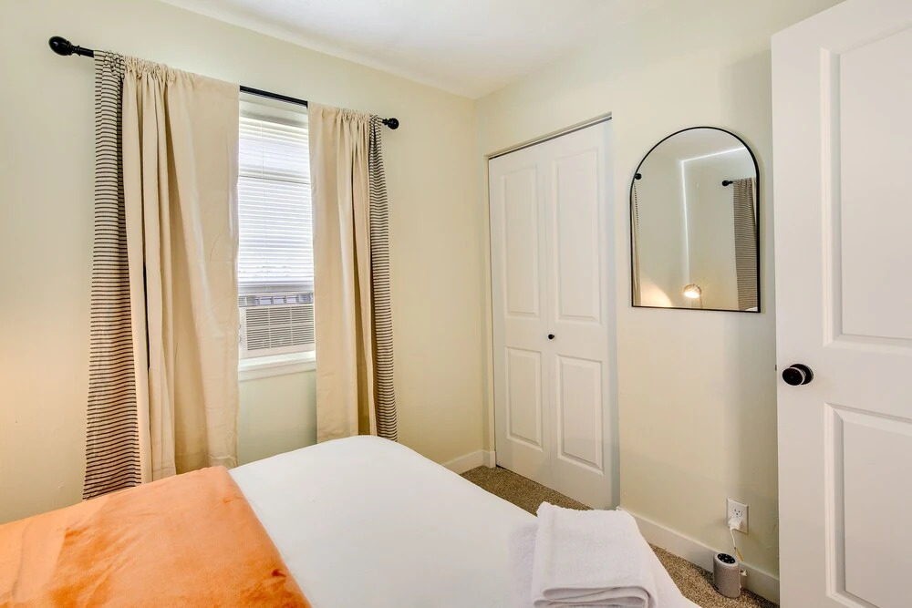 Modern Rapid City Home ~ 3 Mi to Dinosaur Park!