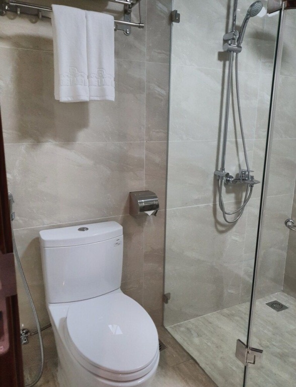 Hạ Long Land Hotel