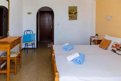 Antonios Apartments Stegna