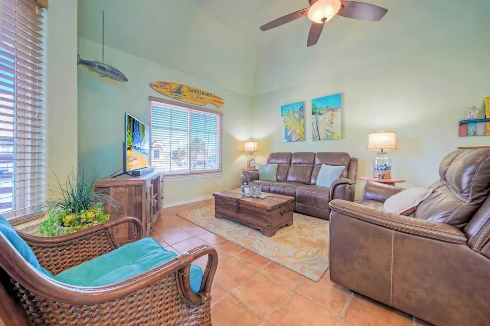 Communal Pool, Beach Gear & Prime Location Near Port Aransas Beaches Salty Seas by Avantstay