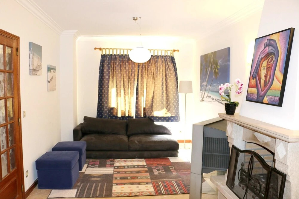 House With 5 Bedrooms in Moledo, With Wonderful sea View, Furnished Te