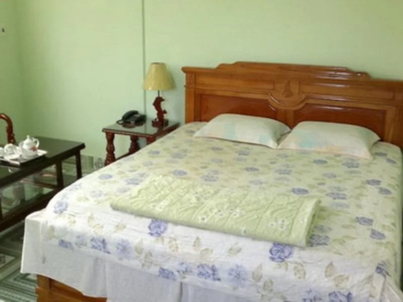 OYO 1297 Hotel Hung Lam