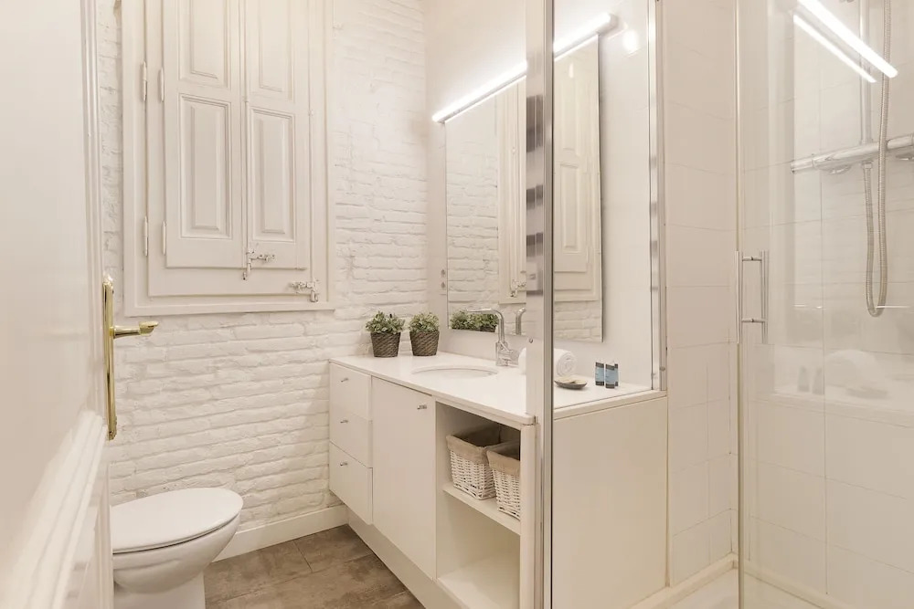 Fira Luxury Nextdoor