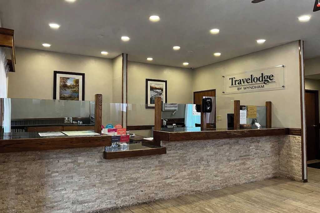 Travelodge by Wyndham Ishpeming/Marquette