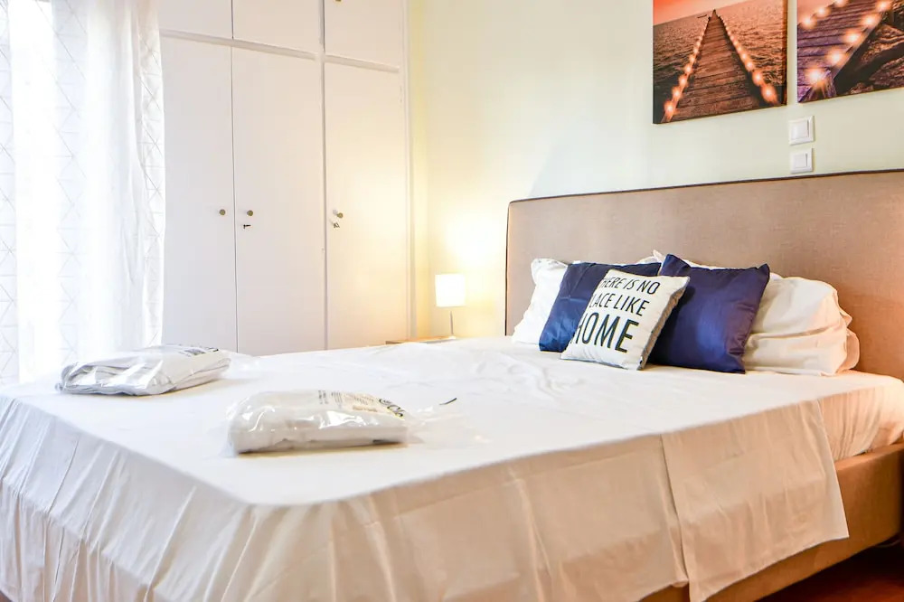 Athenian sunny apartment