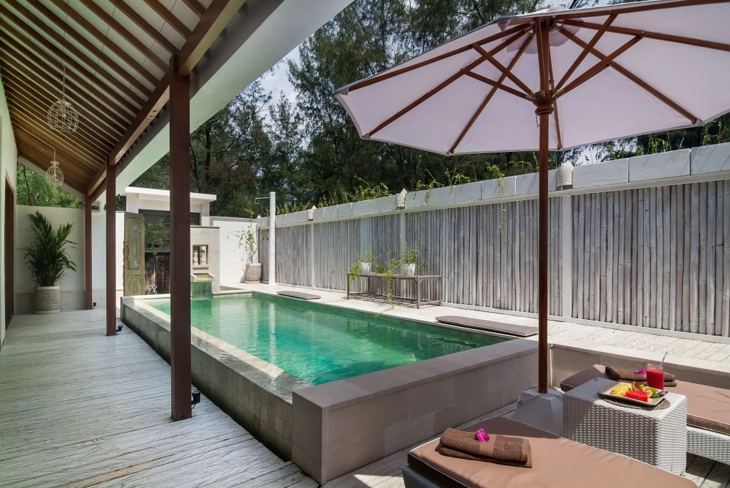 Coral Flora Villa Beach Front