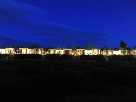 Lijiang Scenery Retreats Lake Front Villa Resort