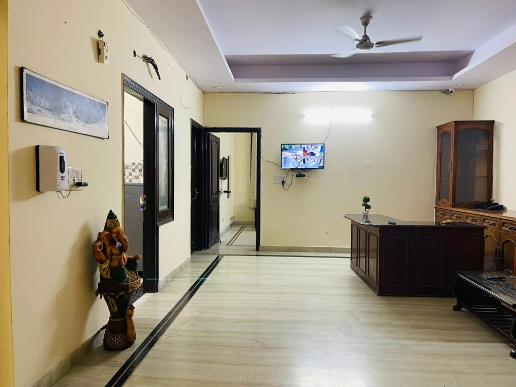 Hotel Comfort INN