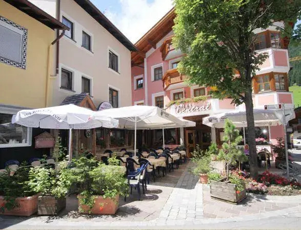 Hotel Central