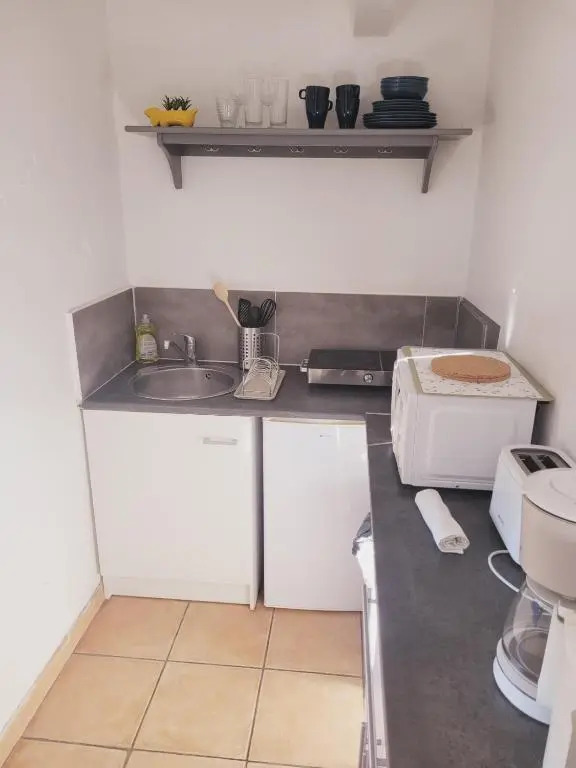 Studio With Wifi For 2 Near Remparts D'avignon