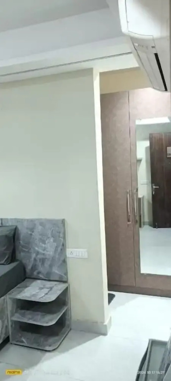 Saunter living