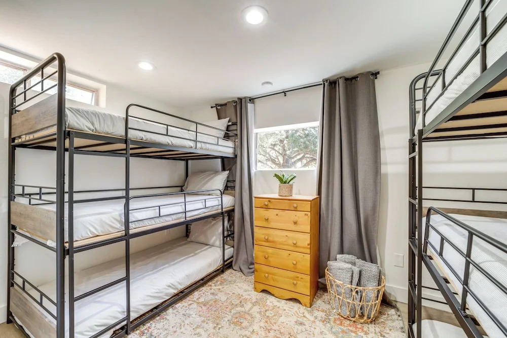 Pine Cabin w/ Large Deck & Scenic Mountain Views!