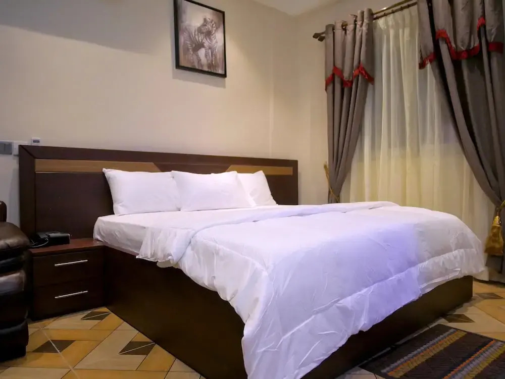 Blue Sky Hotel Ltd