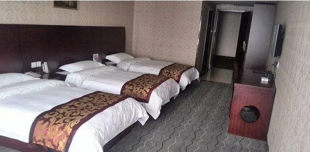 Yilu Harbour Holiday Hotel