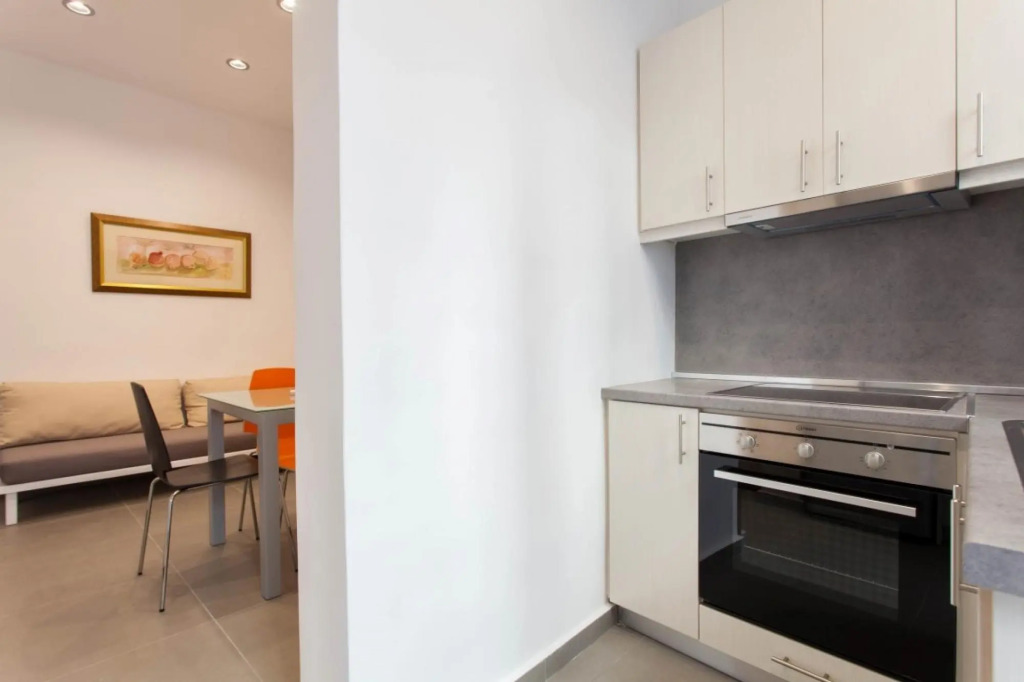 Spacious 4BR House Near Acropolis Roof Garden 12 Guests