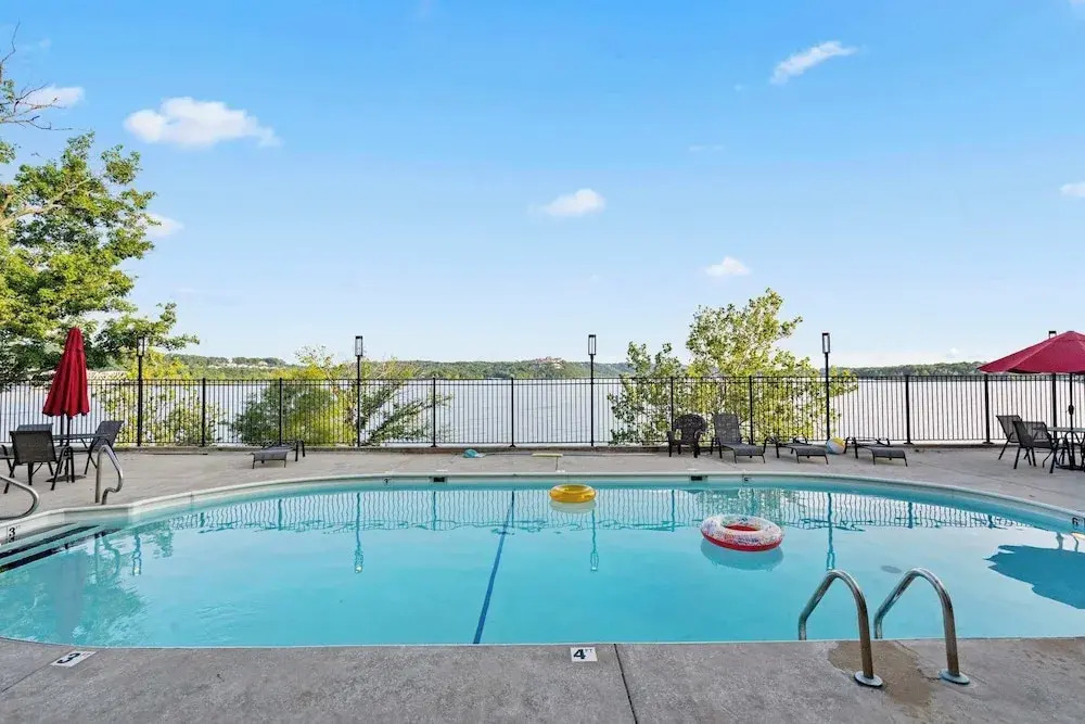 Enjoy Lakeside Fun Lakeview At Table Rock!