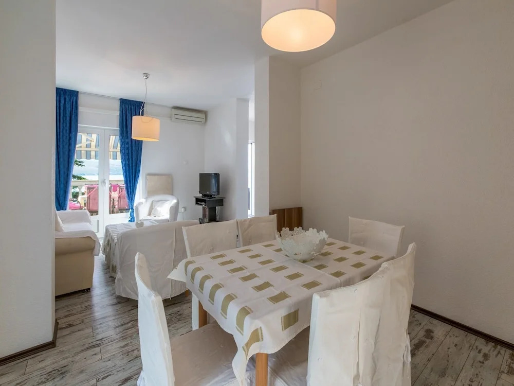 Apartments Jadry