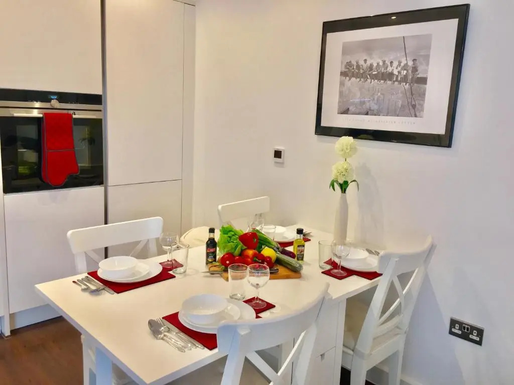 2-Bedrooms Apartment, Lounge, Balcony