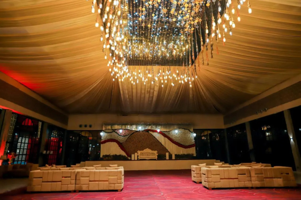 Bel-La Monde Hotel NH8 at 6km from IGI Airport Delhi