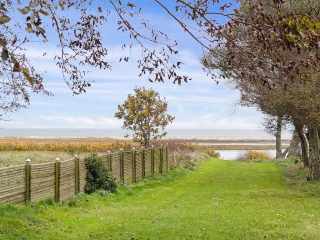 "Bertold" - 100m from the sea in NE Jutland
