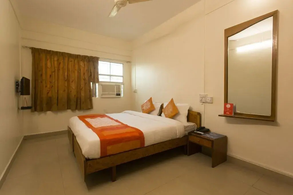 Kamini Hotel