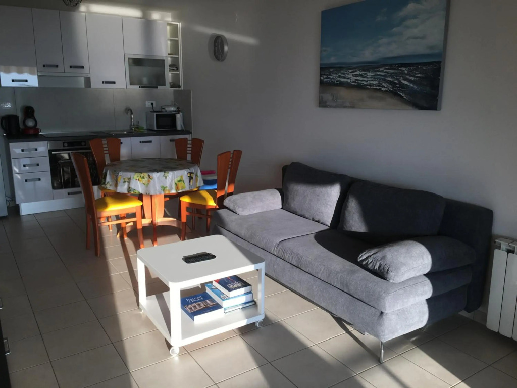 Swimming Apartment