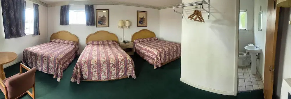 Sundown Inn