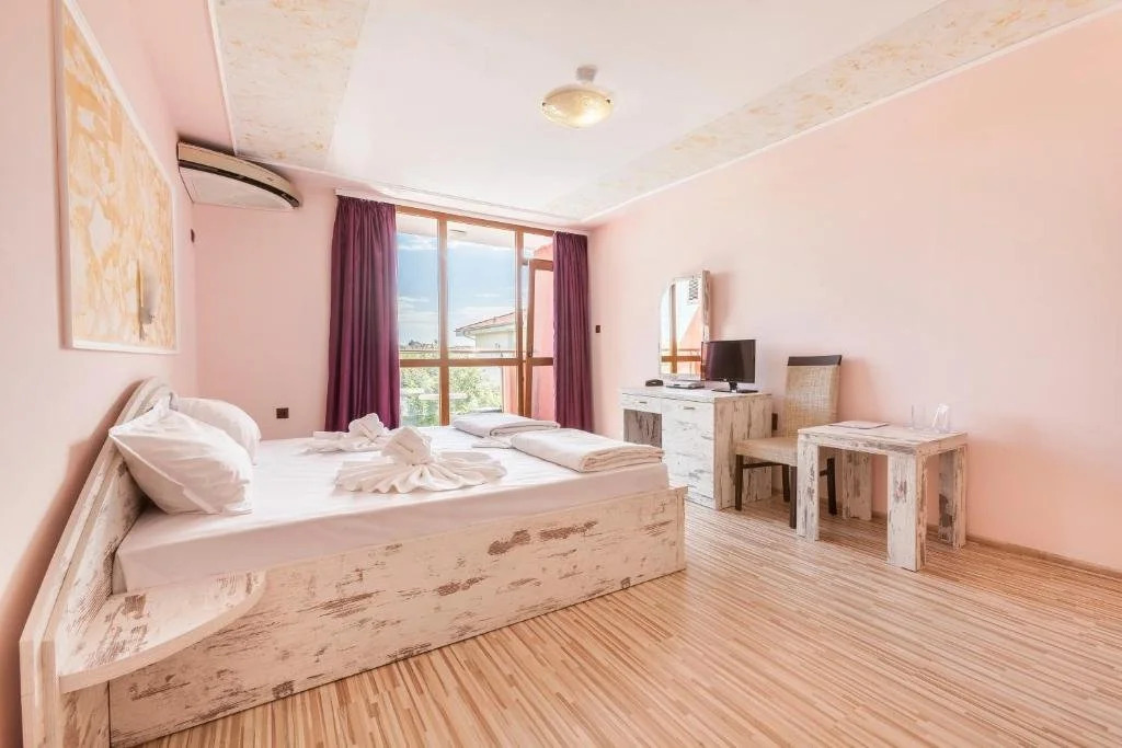 Akladi Family Hotel