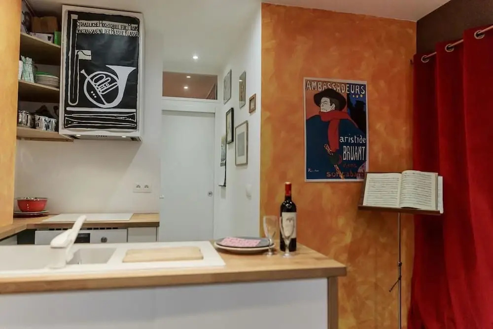 Montmartre Apartments Chagall