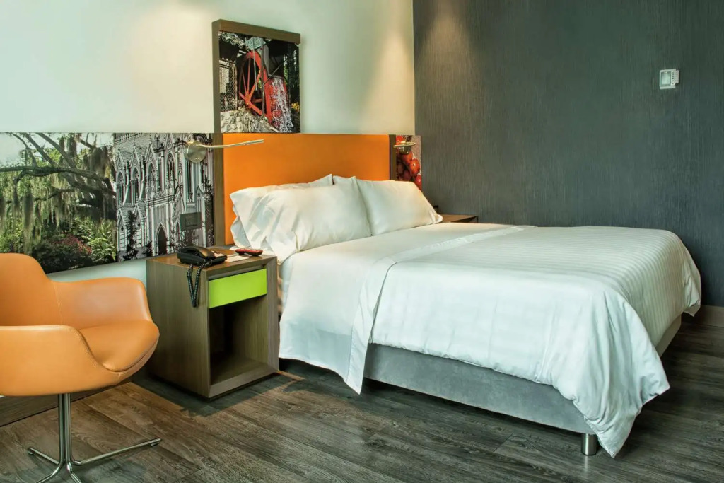 Hampton by Hilton Cali