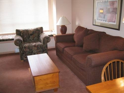 Peak to Green Accommodations