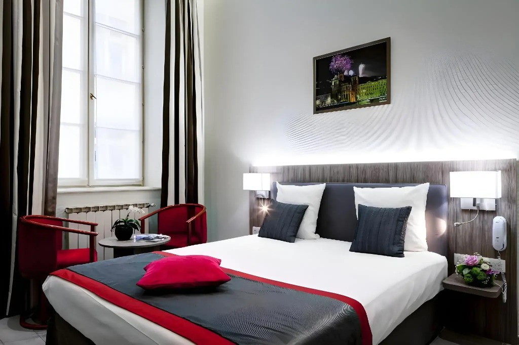 Le Phénix Hôtel