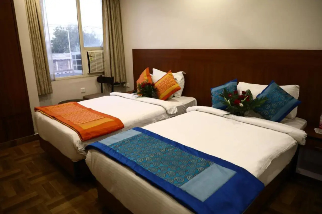 Hotel Om Palace,Ajmer Road,Jaipur