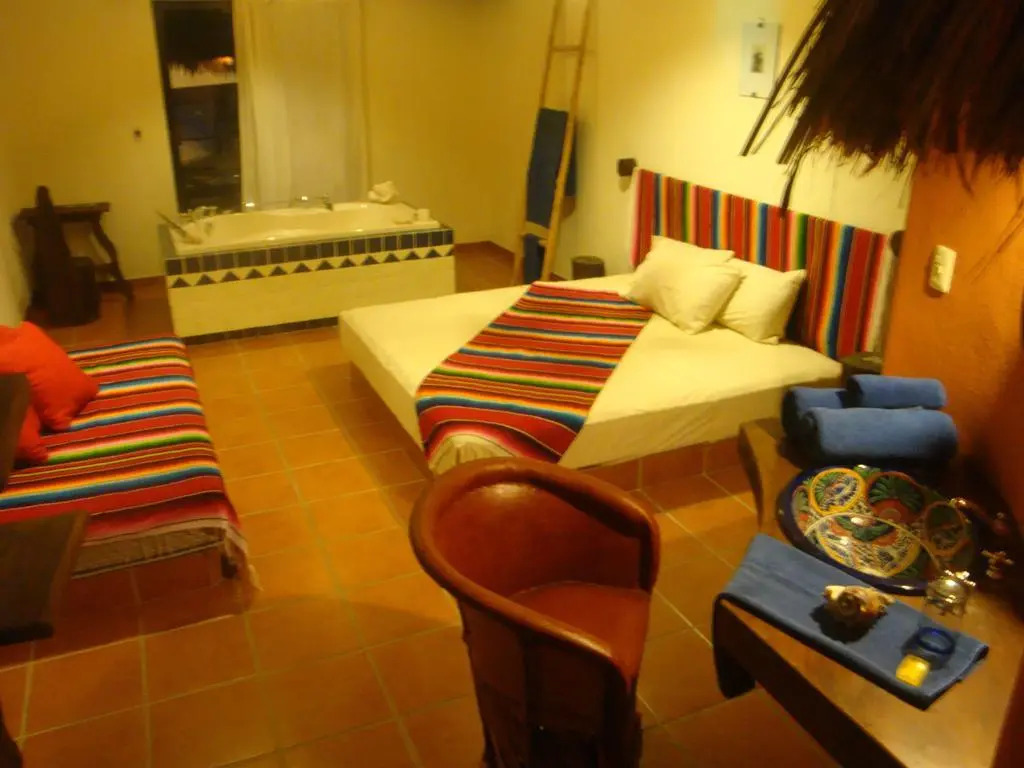 Lo Nuestro Petit Hotel