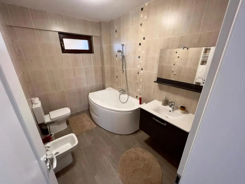 La Pini - Apartament Luxury Bucium