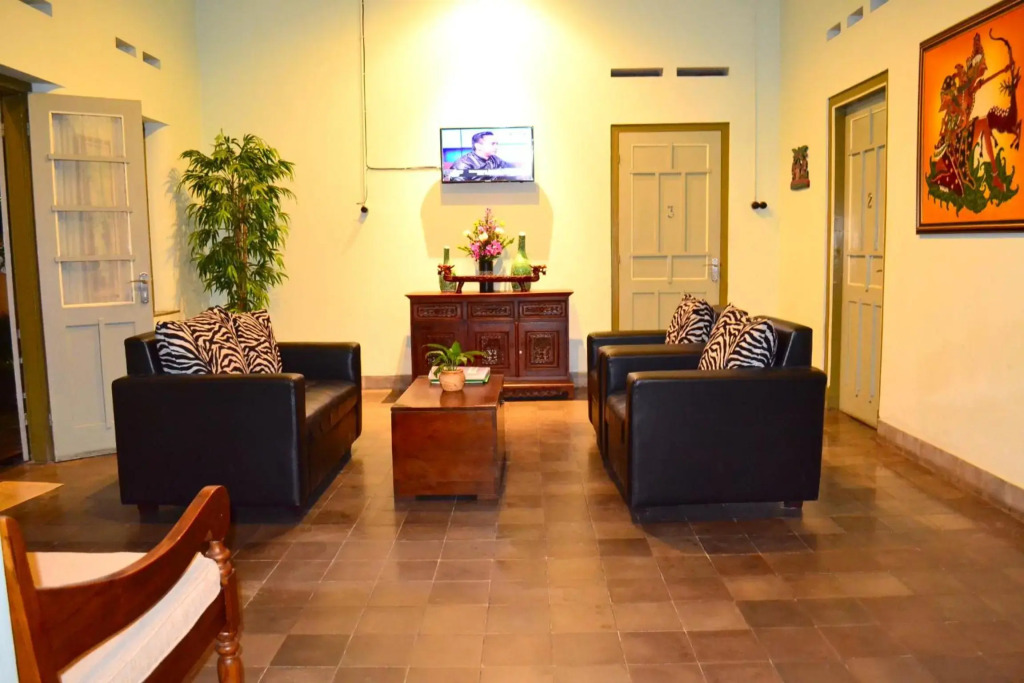 The Kresna Hotel