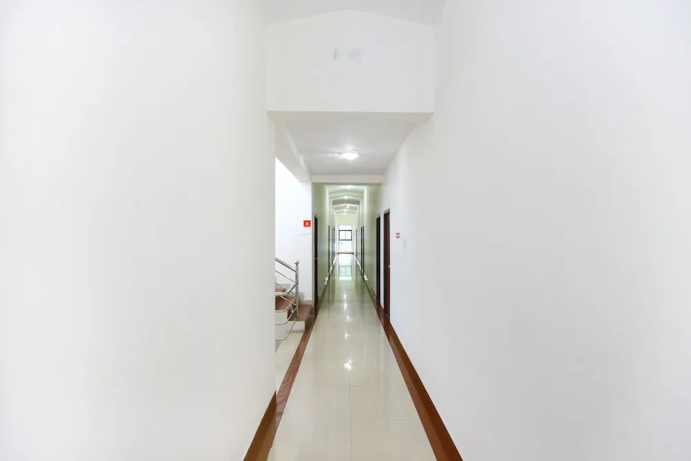 RJ Inn