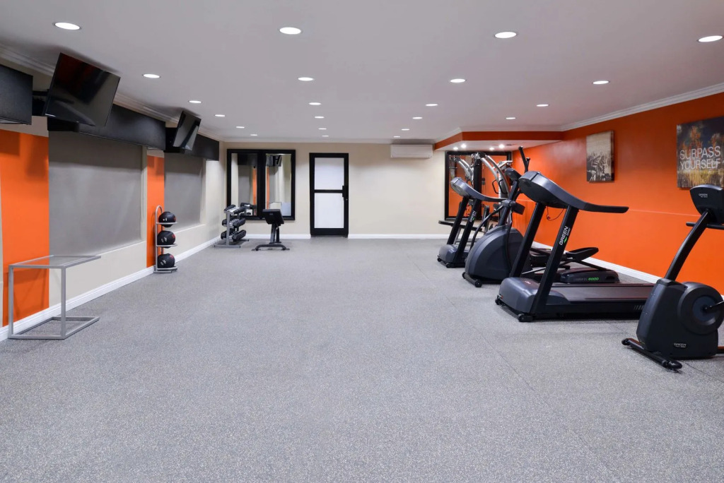 Best Western Plus LA Mid-Town Hotel