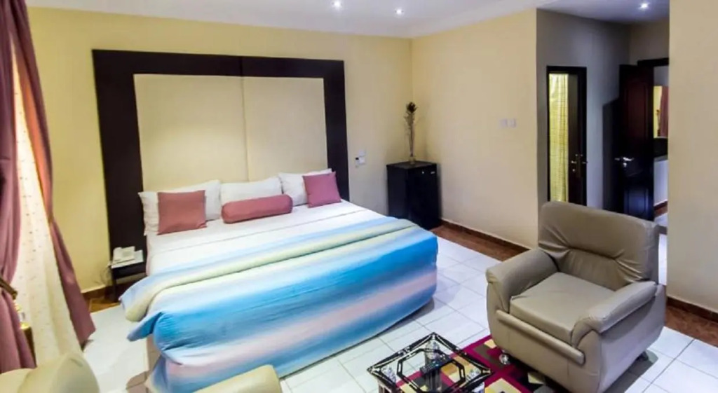 1st Forty Hotel