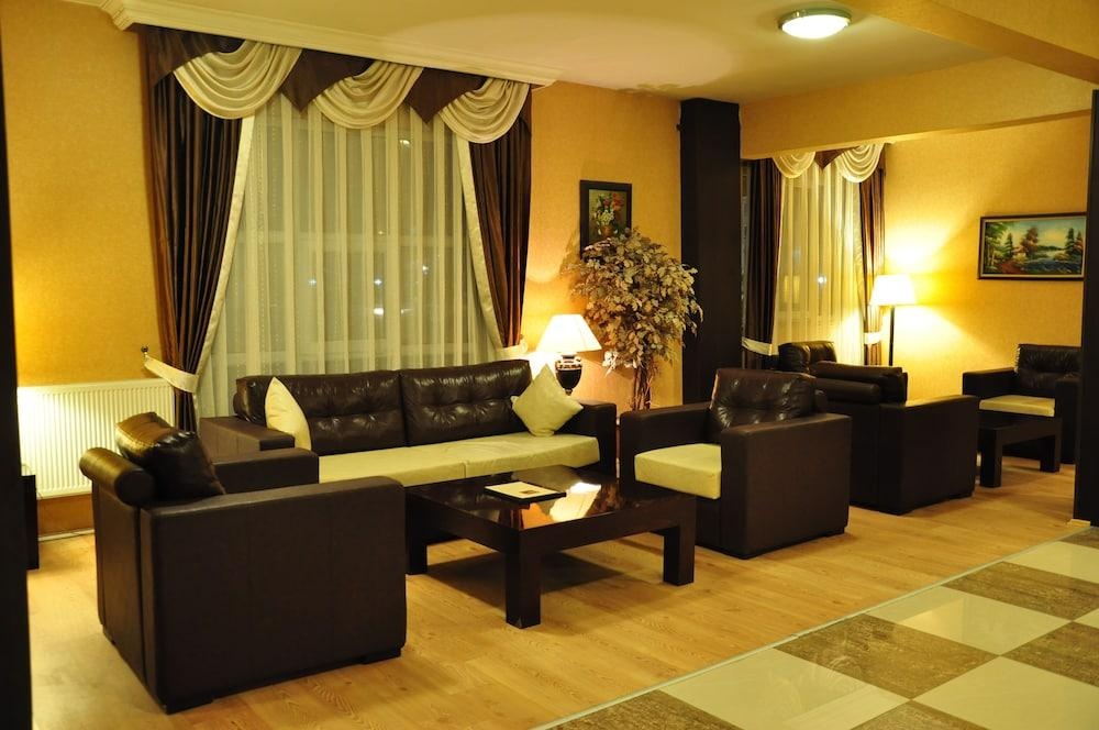 Grand Cinar Hotel