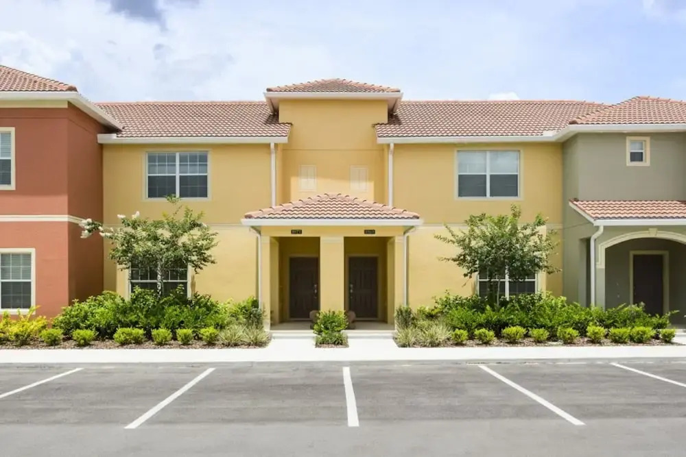 Bismarck Palm Townhome 8971