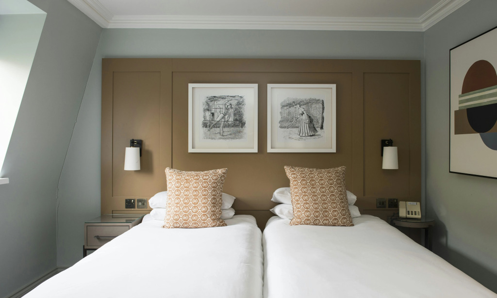 Bush Hotel Farnham
