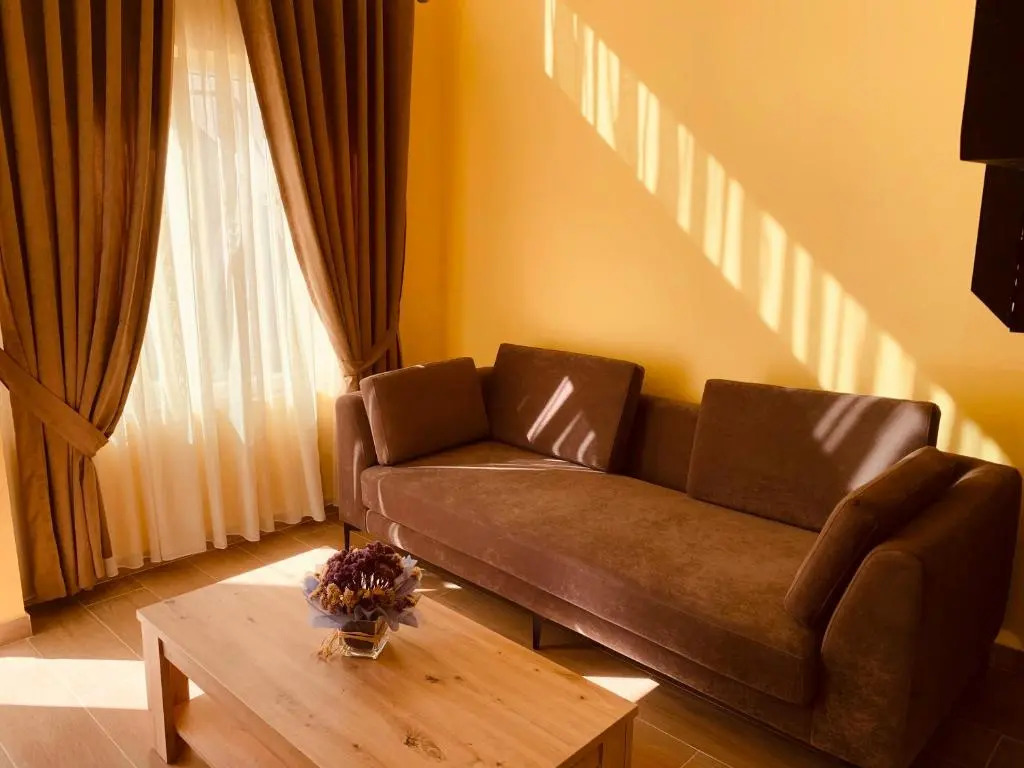 Auto Tana Guest House